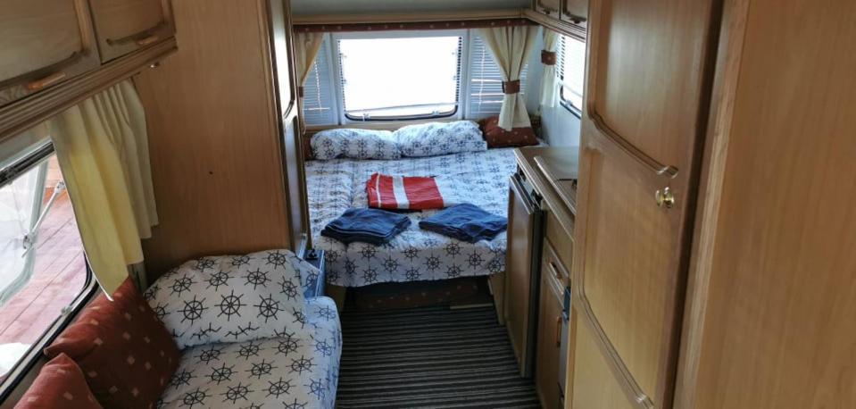 Sea Caravan On The Beach Kiten  Eksteriør bilde